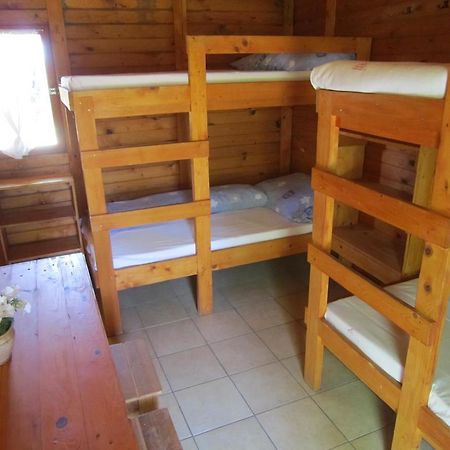 Nyirfaliget Lovaskemping Es Turistahaz Hotel Nyiregyhaza Bagian luar foto